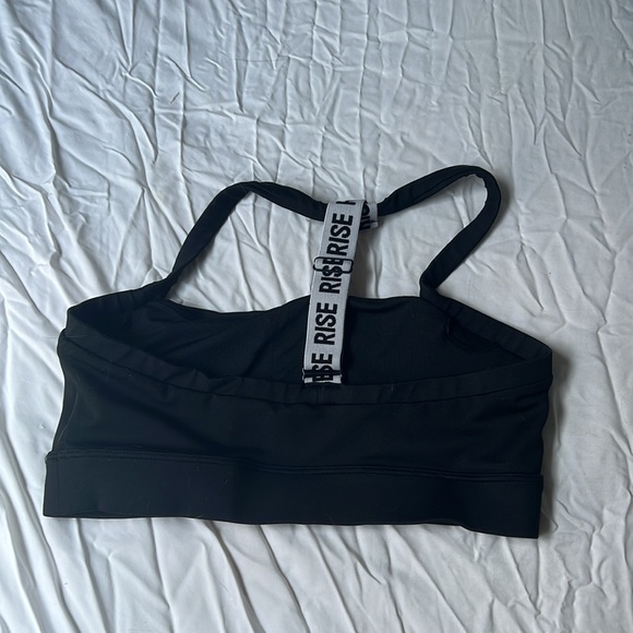 RISE sports bra - Picture 2 of 2